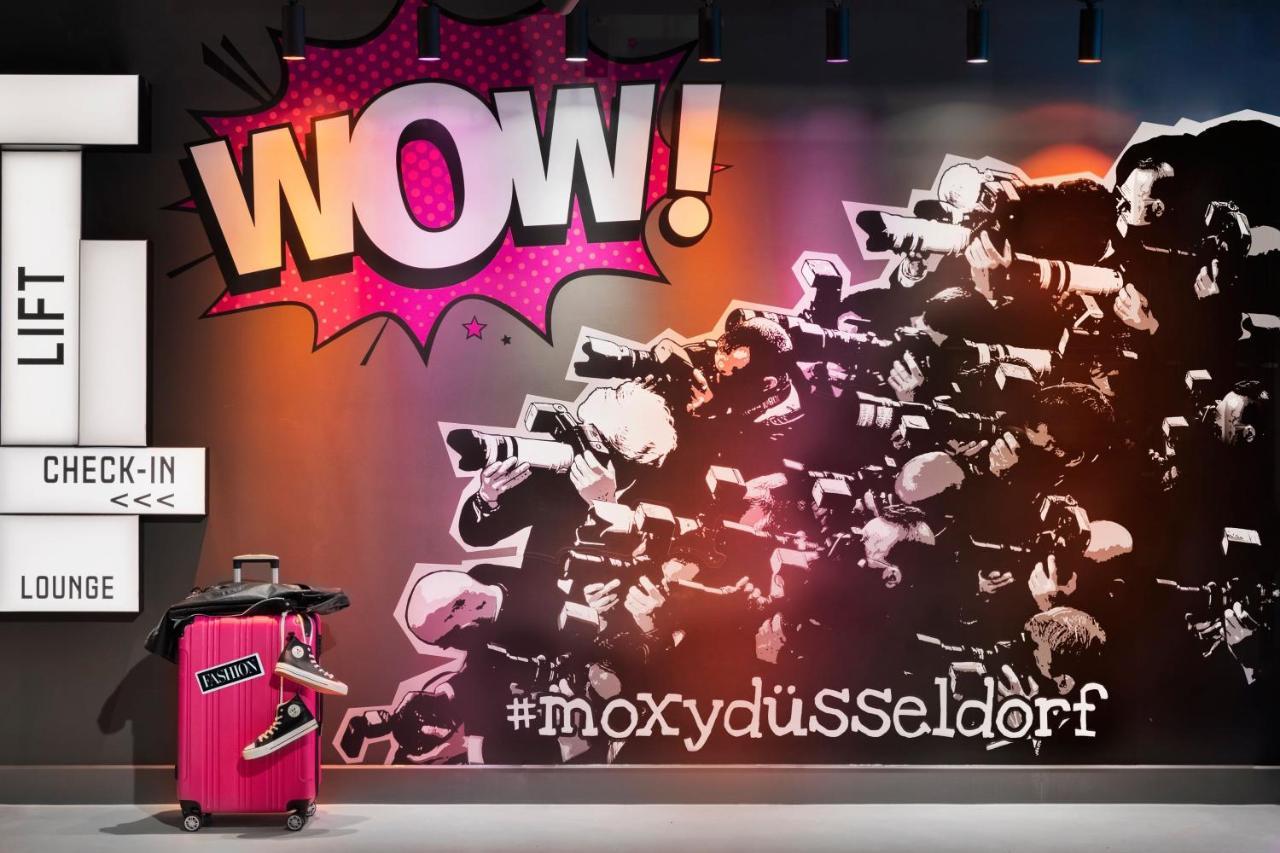 Moxy Duesseldorf City エクステリア 写真