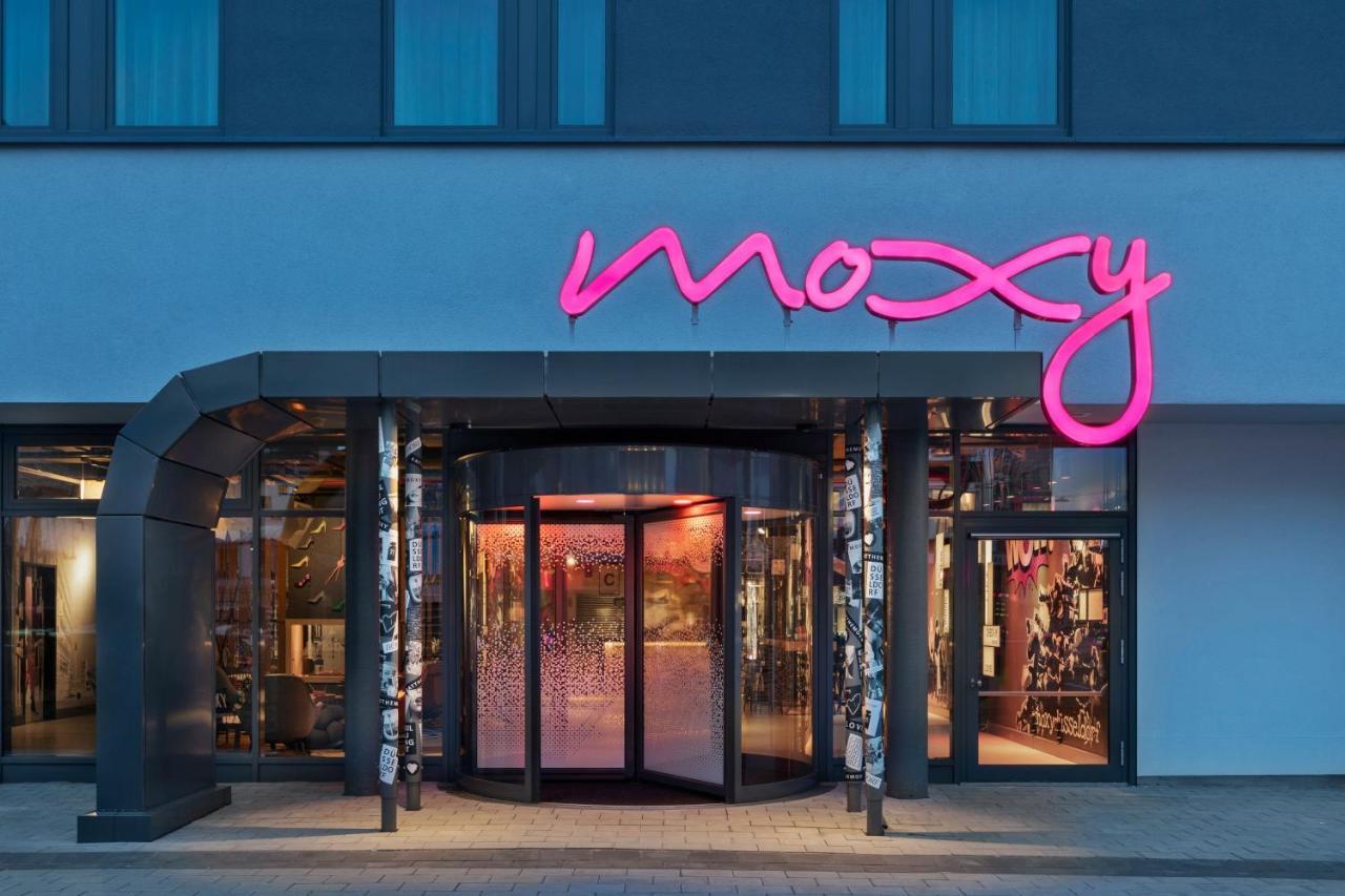 Moxy Duesseldorf City エクステリア 写真